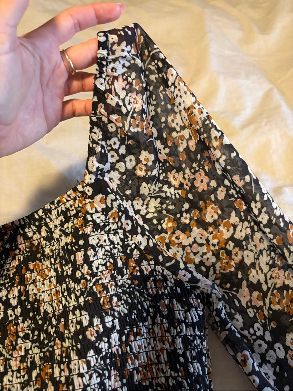Lulu's Black Floral Square-Neck Puff Sleeve Crop Top - Picture 16 of 16